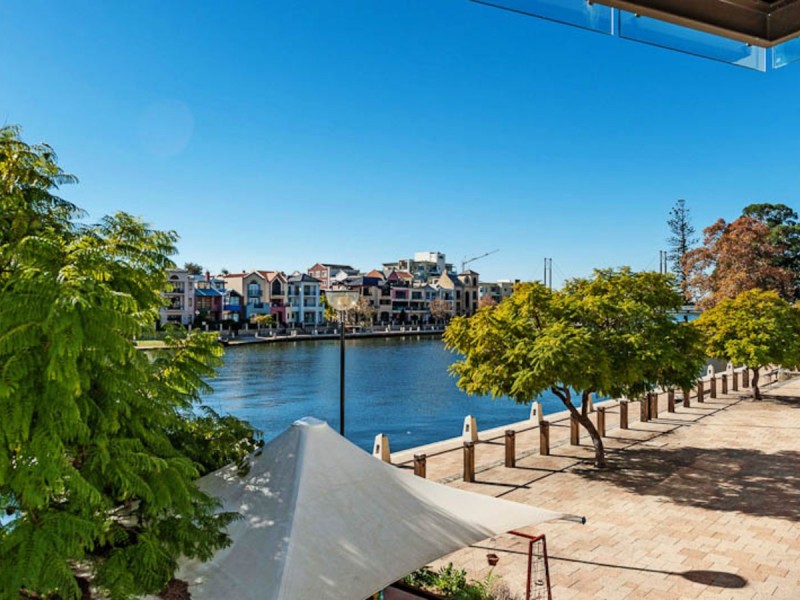1/50 Royal Street, East Perth WA 6004