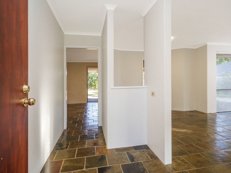 6 Pinner Court, Kingsley WA 6026