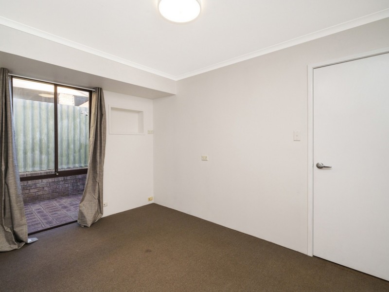 6 Pinner Court, Kingsley WA 6026