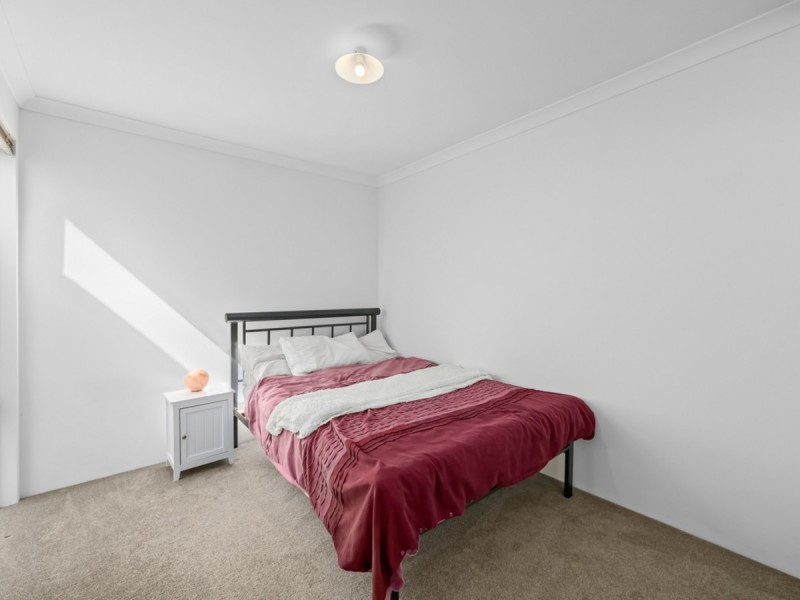 5A Salesian Court, Queens Park WA 6107