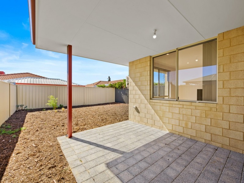 5A Salesian Court, Queens Park WA 6107