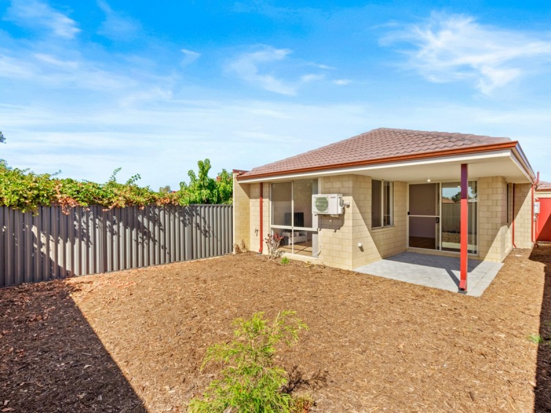 5A Salesian Court, Queens Park WA 6107
