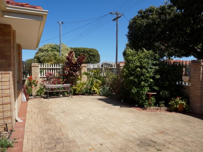 1/172 Swan Street, Yokine WA 6060