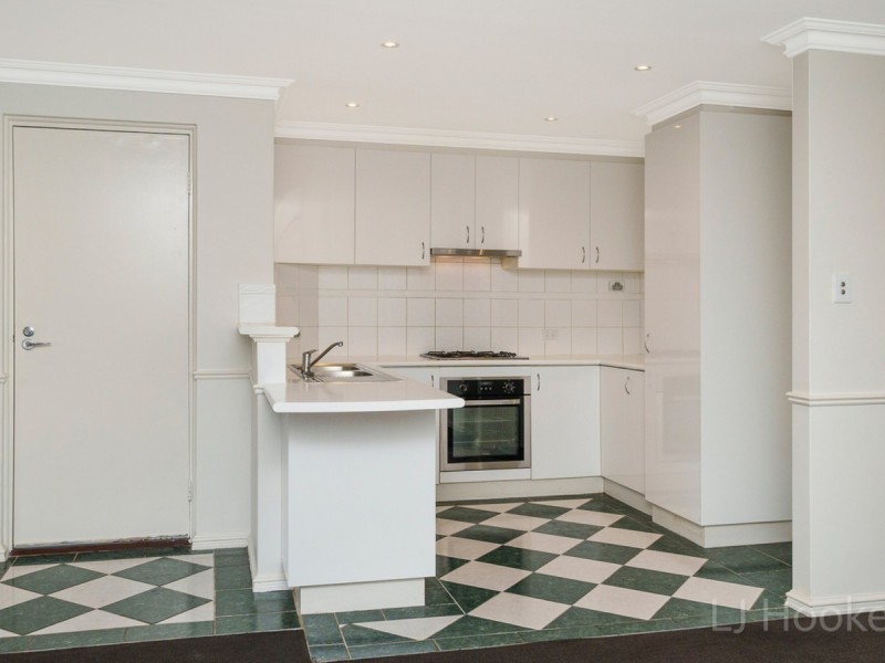 41/30 Bishops Row, East Perth WA 6004