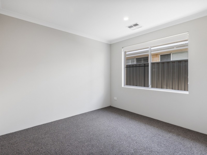 5 Negri Close, South Guildford WA 6055