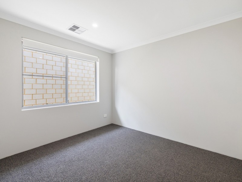 5 Negri Close, South Guildford WA 6055