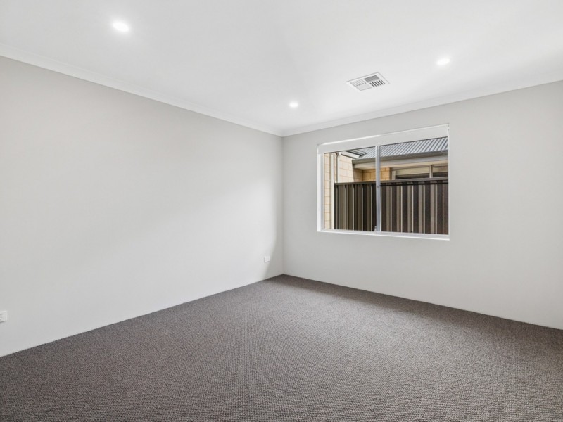 5 Negri Close, South Guildford WA 6055