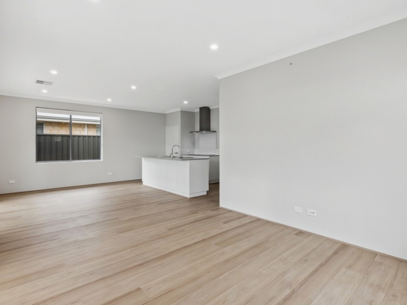 5 Negri Close, South Guildford WA 6055