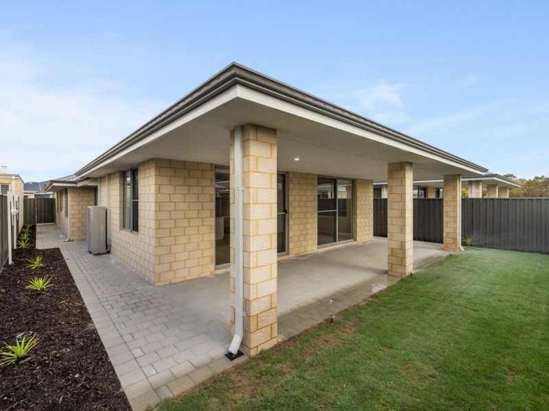 5 Negri Close, South Guildford WA 6055