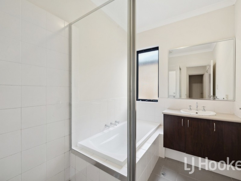 6/6 Hogarth Street, Cannington WA 6107