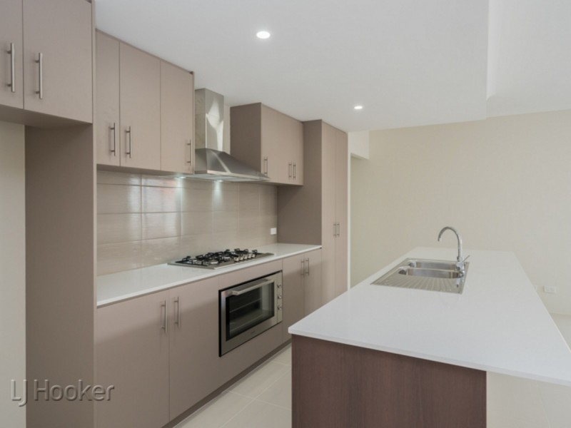 120D Thomas Street, Queens Park WA 6107