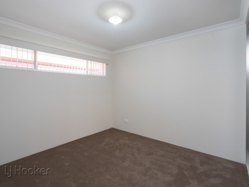 120D Thomas Street, Queens Park WA 6107