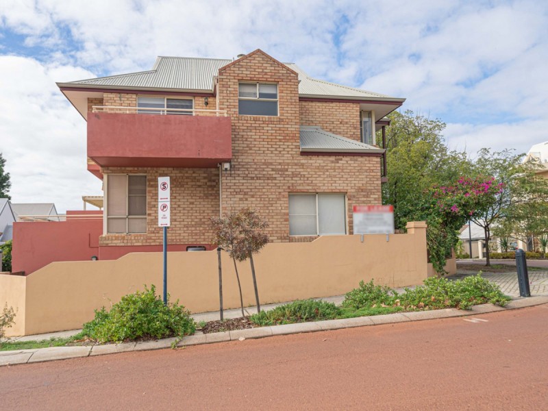 22 Constitution Street, East Perth WA 6004