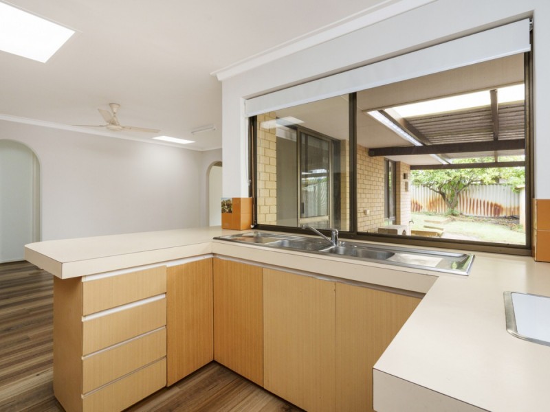 45 Broadhurst Crescent, Bateman WA 6150