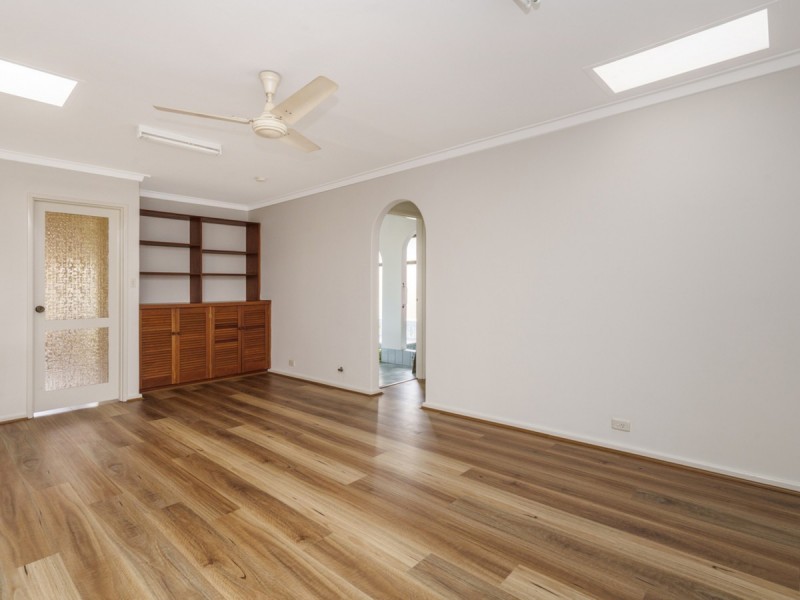 45 Broadhurst Crescent, Bateman WA 6150