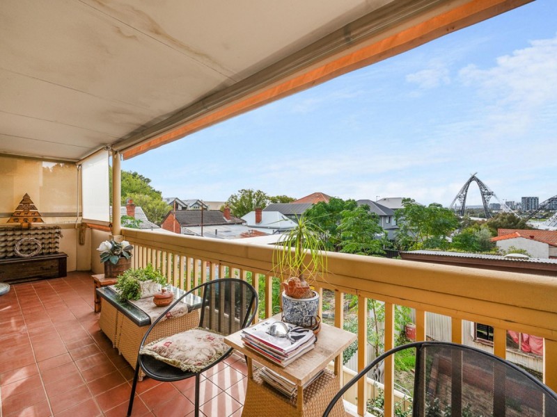 34/22 Nile Street, East Perth WA 6004