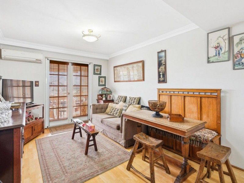 34/22 Nile Street, East Perth WA 6004