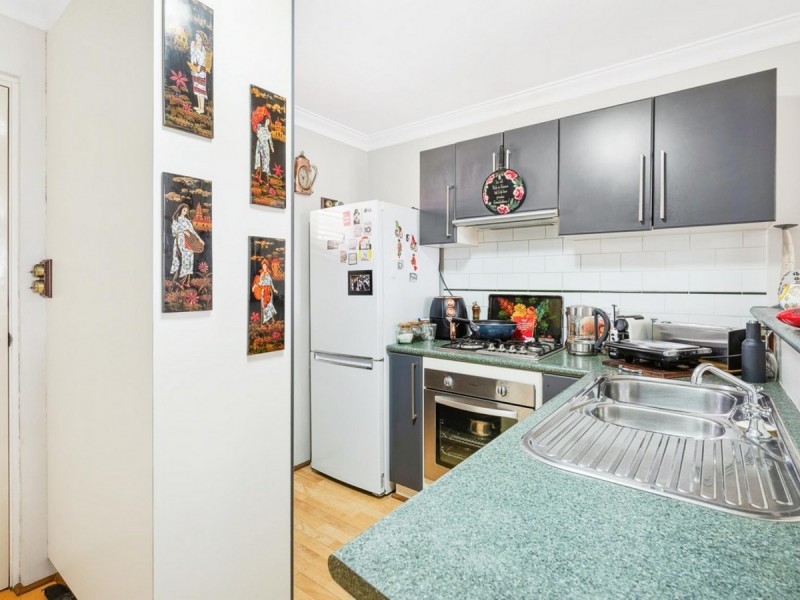 34/22 Nile Street, East Perth WA 6004