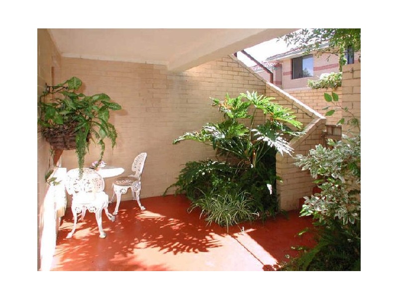 1/35 King George Street, Victoria Park WA 6100