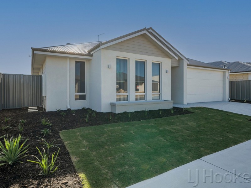 3 Reevesby Street, Eglinton WA 6034