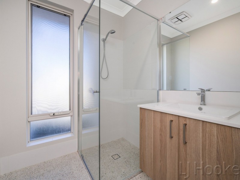 3 Reevesby Street, Eglinton WA 6034