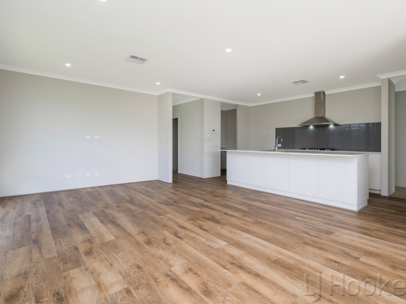 3 Reevesby Street, Eglinton WA 6034