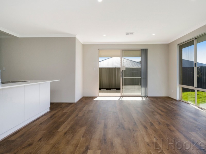 3 Reevesby Street, Eglinton WA 6034