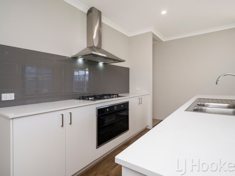 3 Reevesby Street, Eglinton WA 6034