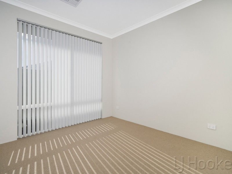 3 Reevesby Street, Eglinton WA 6034