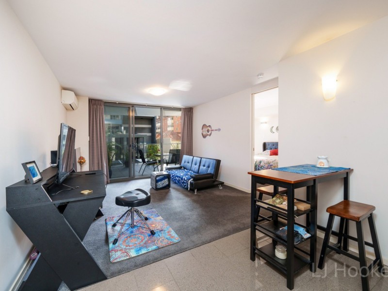 17/143 Adelaide Terrace, Perth WA 6000