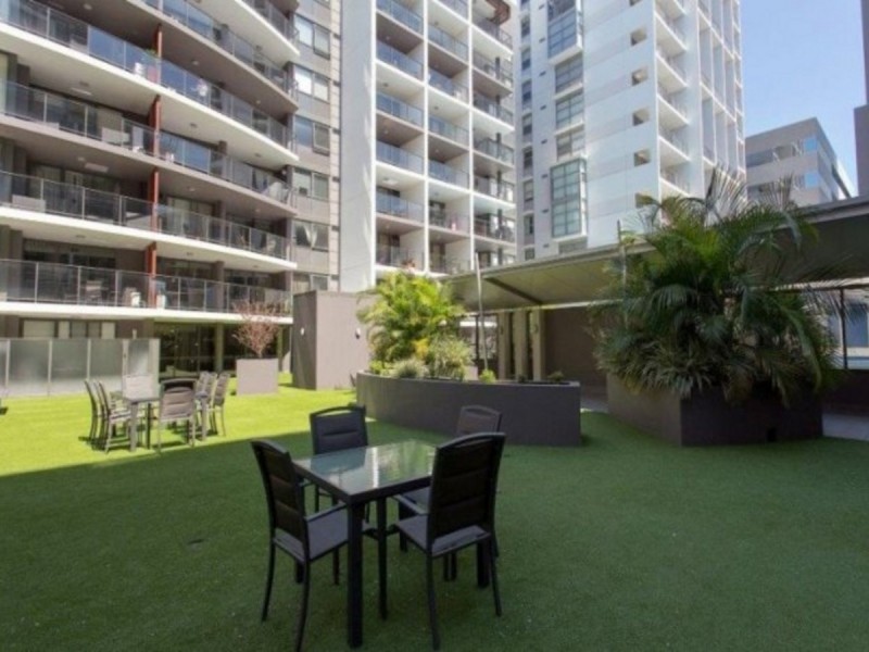 17/143 Adelaide Terrace, Perth WA 6000