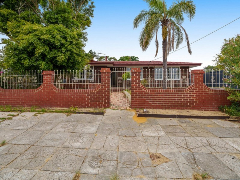 12 Girrawheen Avenue, Girrawheen WA 6064