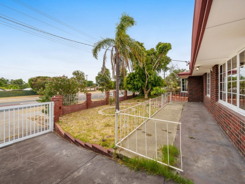 12 Girrawheen Avenue, Girrawheen WA 6064