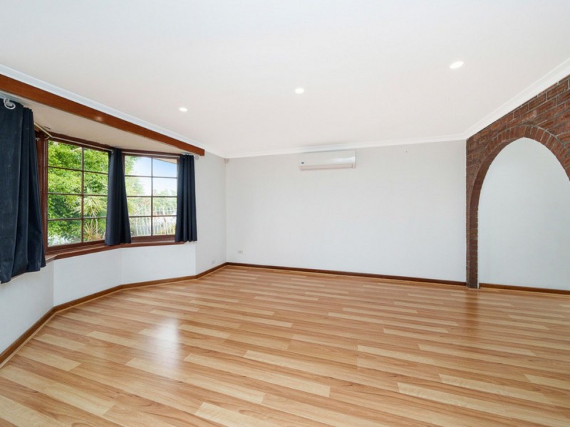 12 Girrawheen Avenue, Girrawheen WA 6064