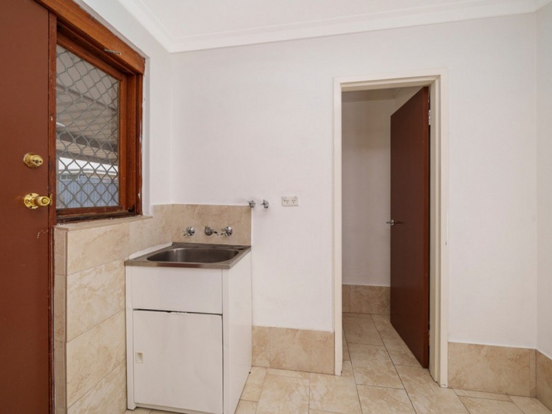 12 Girrawheen Avenue, Girrawheen WA 6064