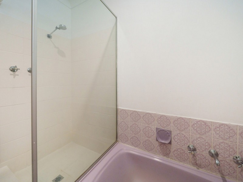 12 Girrawheen Avenue, Girrawheen WA 6064