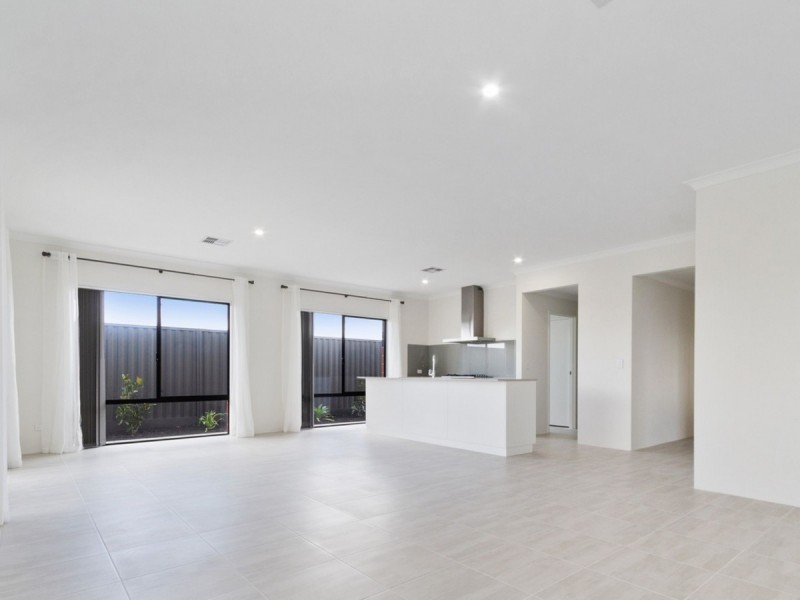 3 Giverny Link, Landsdale WA 6065