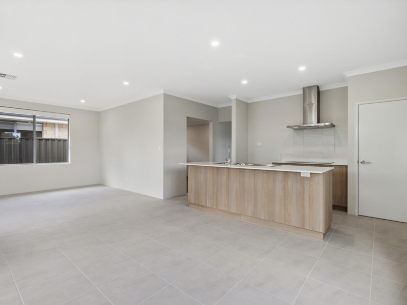 3 Negri Close, South Guildford WA 6055