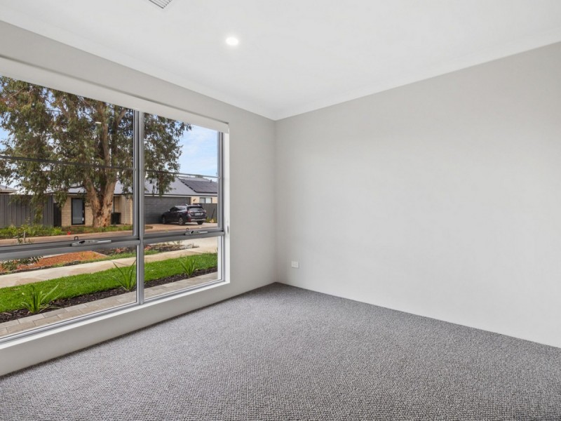 3 Negri Close, South Guildford WA 6055
