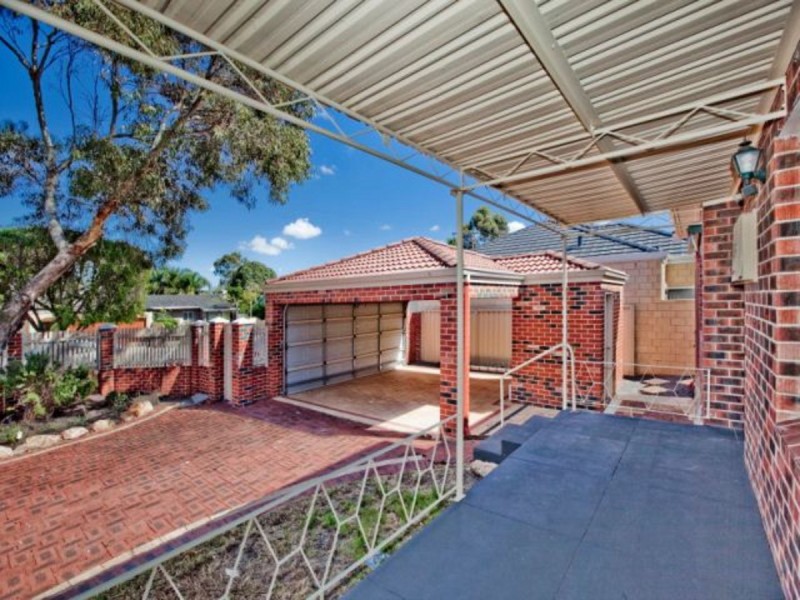18 Quadea Way, Nollamara WA 6061