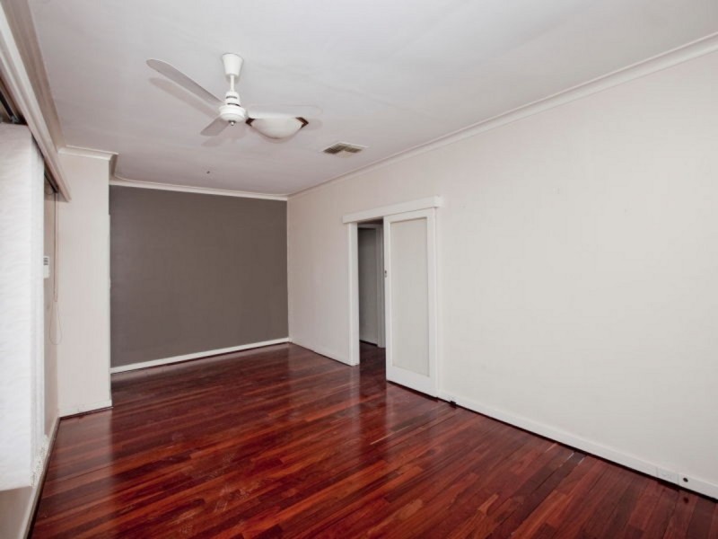 18 Quadea Way, Nollamara WA 6061