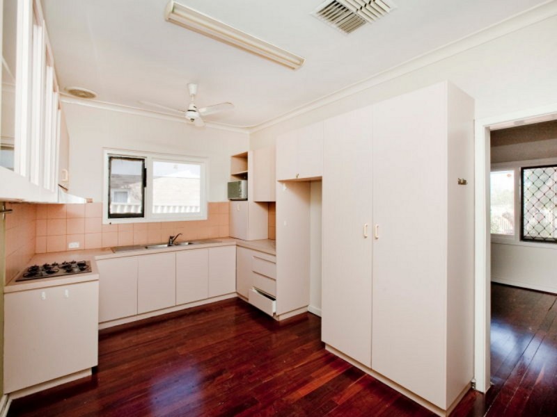 18 Quadea Way, Nollamara WA 6061