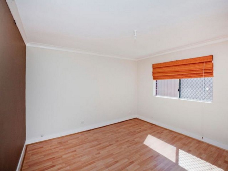 18 Quadea Way, Nollamara WA 6061