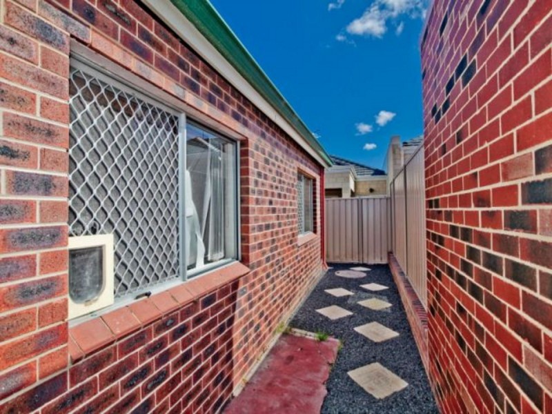 18 Quadea Way, Nollamara WA 6061