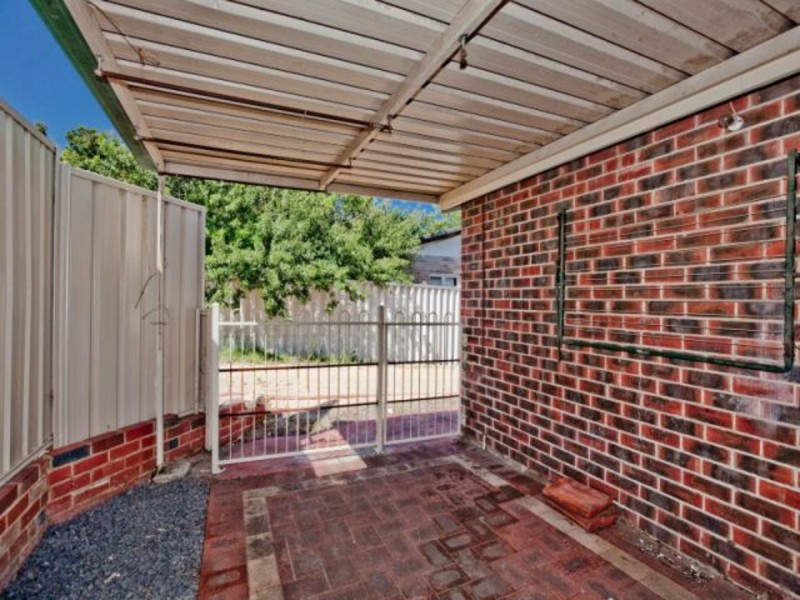 18 Quadea Way, Nollamara WA 6061