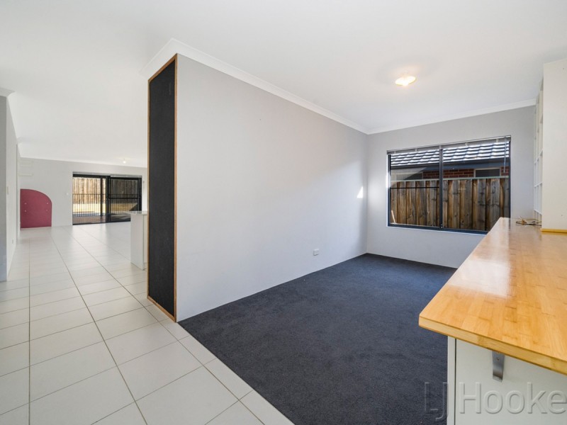 8 Tilbrook Rise, Ellenbrook WA 6069