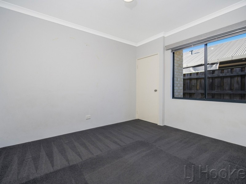 8 Tilbrook Rise, Ellenbrook WA 6069