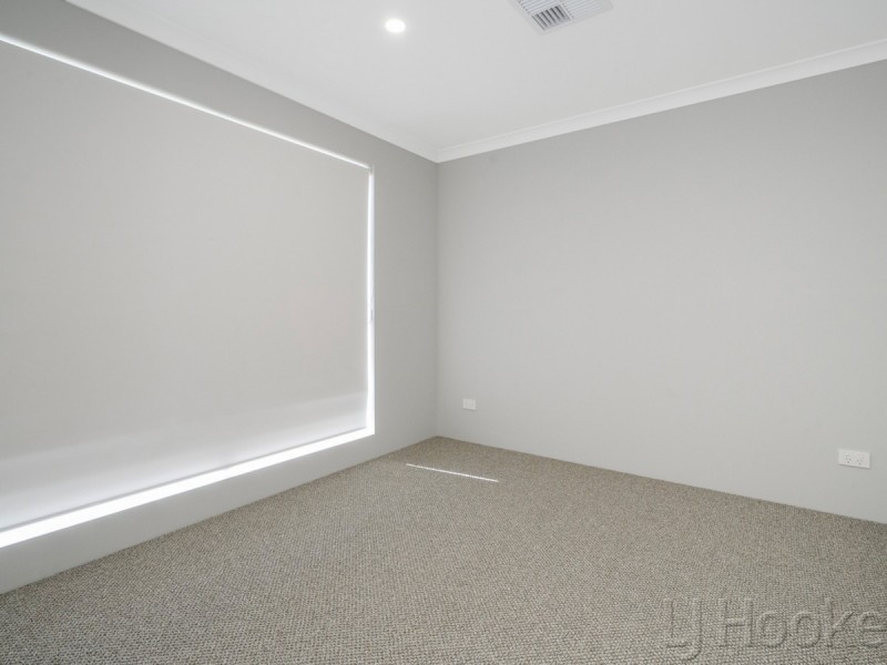 41 Arrowsmith Loop, South Guildford WA 6055