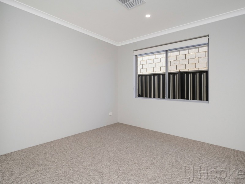 41 Arrowsmith Loop, South Guildford WA 6055