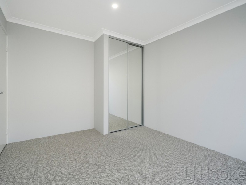 41 Arrowsmith Loop, South Guildford WA 6055
